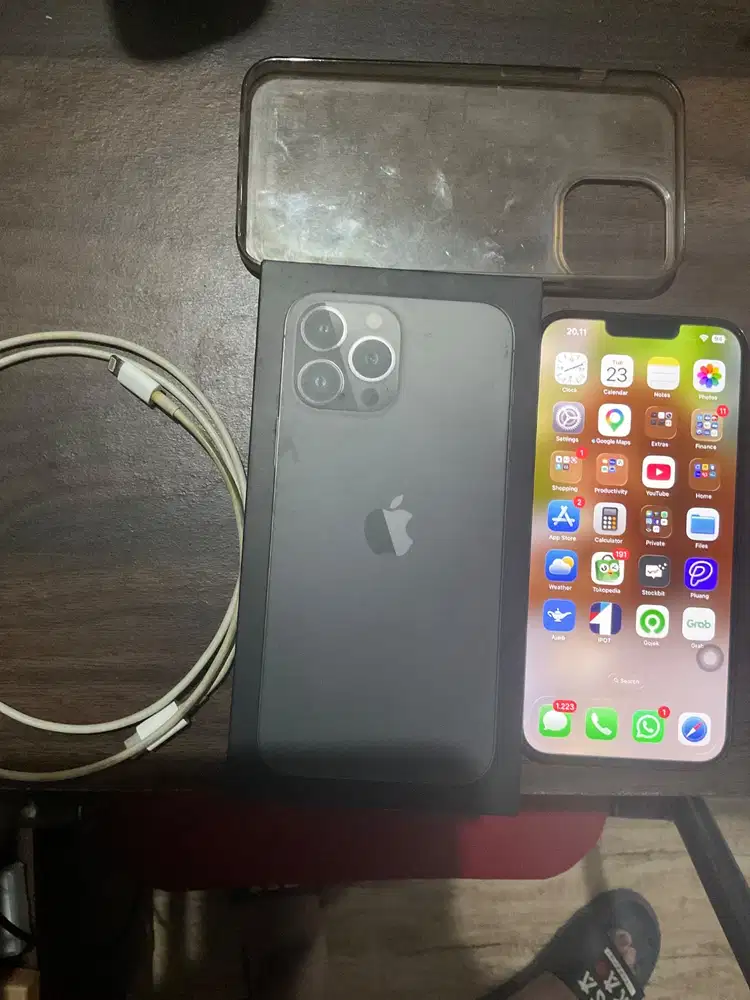 iPhone 13 Pro Max 128GB Graphite Mulus Lengkap Ex Ibox