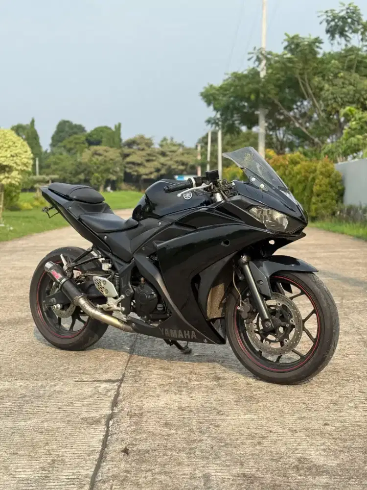 Yamaha R25 2018