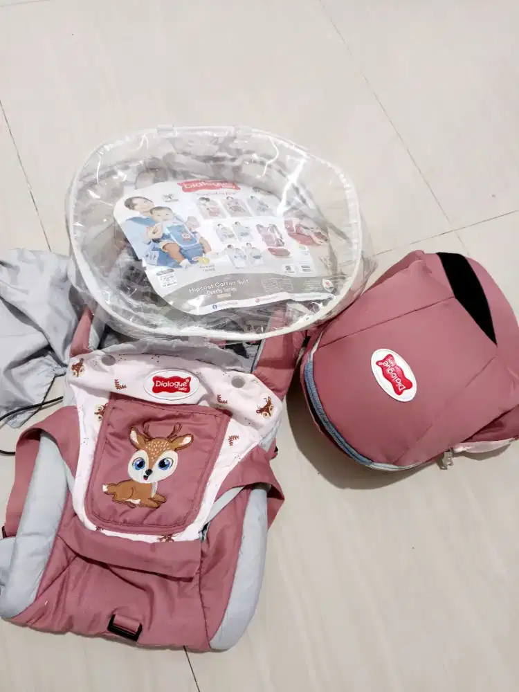 Dijual hipseat carrier 9in1 merek Dialogue baby