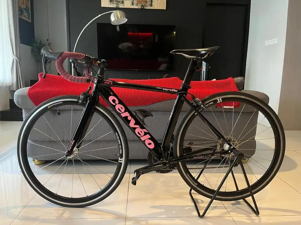 Sepeda Road bike Cervelo SI Ultrega R8000