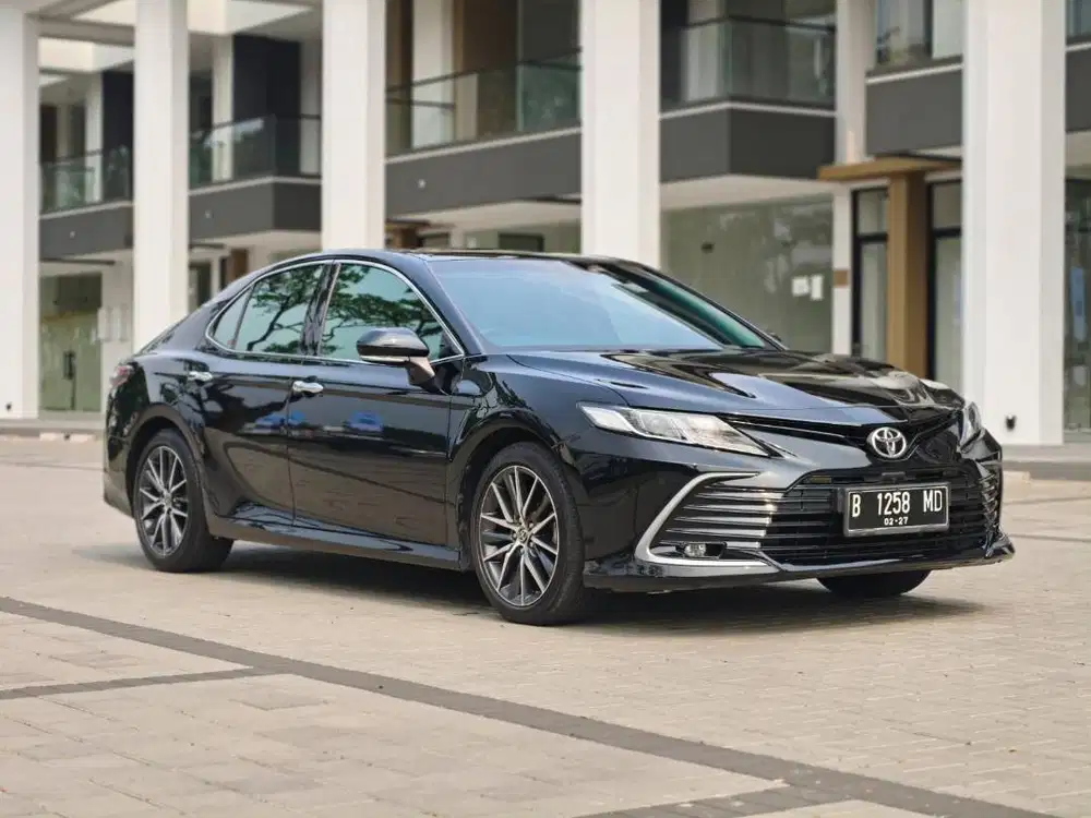 Camry 2.5 V AT 2021 Low KM Pajak Panjang Mulus Terawat Siap Pakai