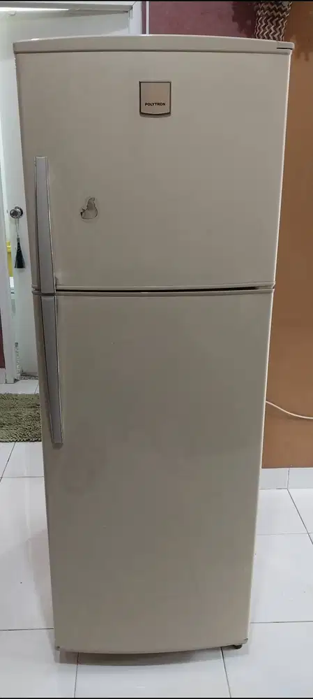 Jual Murah Kulkas 2 Pintu Polytron