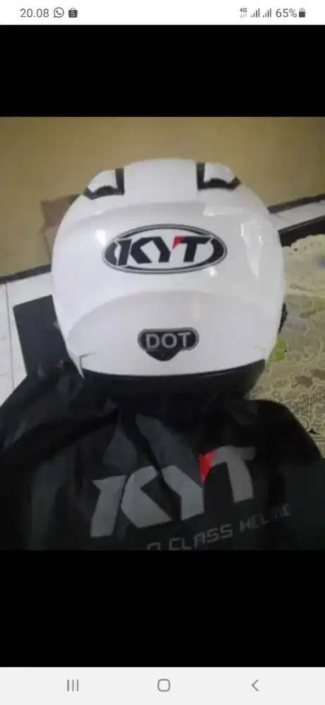 Helm kyt kyoto ori mulus putih lengkap dgn sarung nya bandung