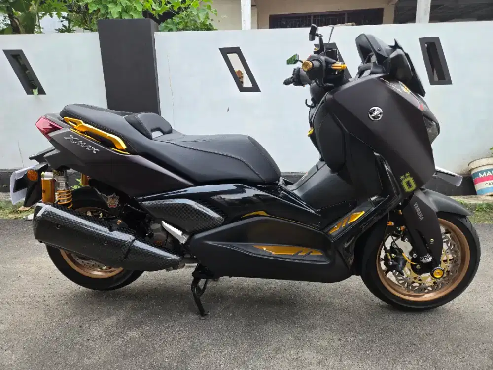 FOR SALE YAMAHA XMAX TECH MAX ISTIMEWA