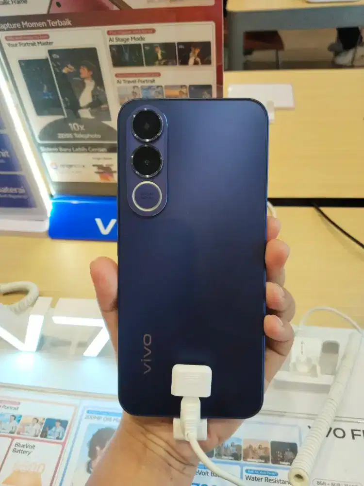 VIVO V70 FE 8+8gb|256Gb