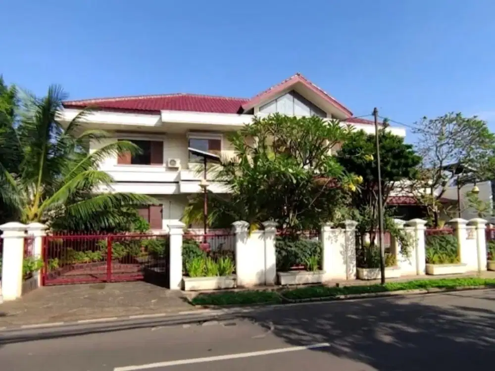 Rumah Di Jl.Intan RSPP Utara Cilandak
