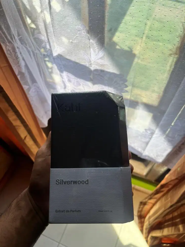 Kahf Silverwood Extrait De Parfum