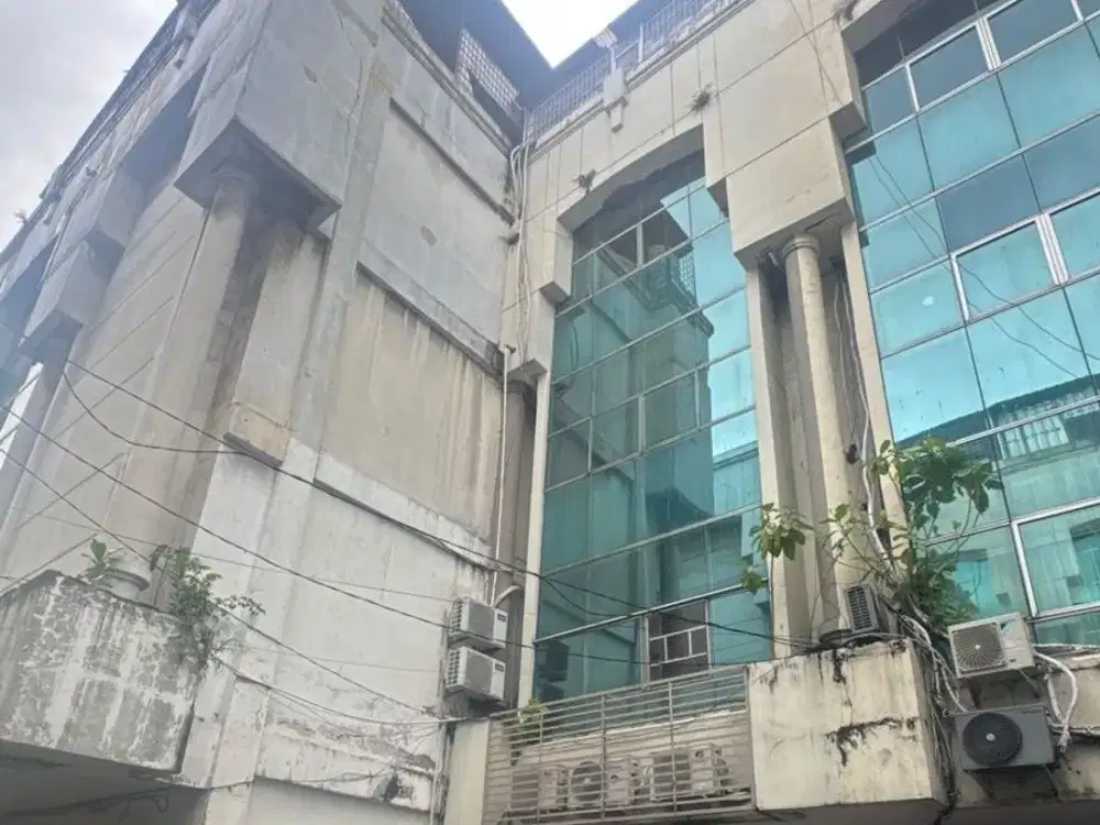 Dijual Lelang Ruko Komplek Ruko Royal Jalan Danau Sunter Selatan, Kelurahan Sunter Jaya, Kecamatan Tanjung Priok, Jakarta Utara