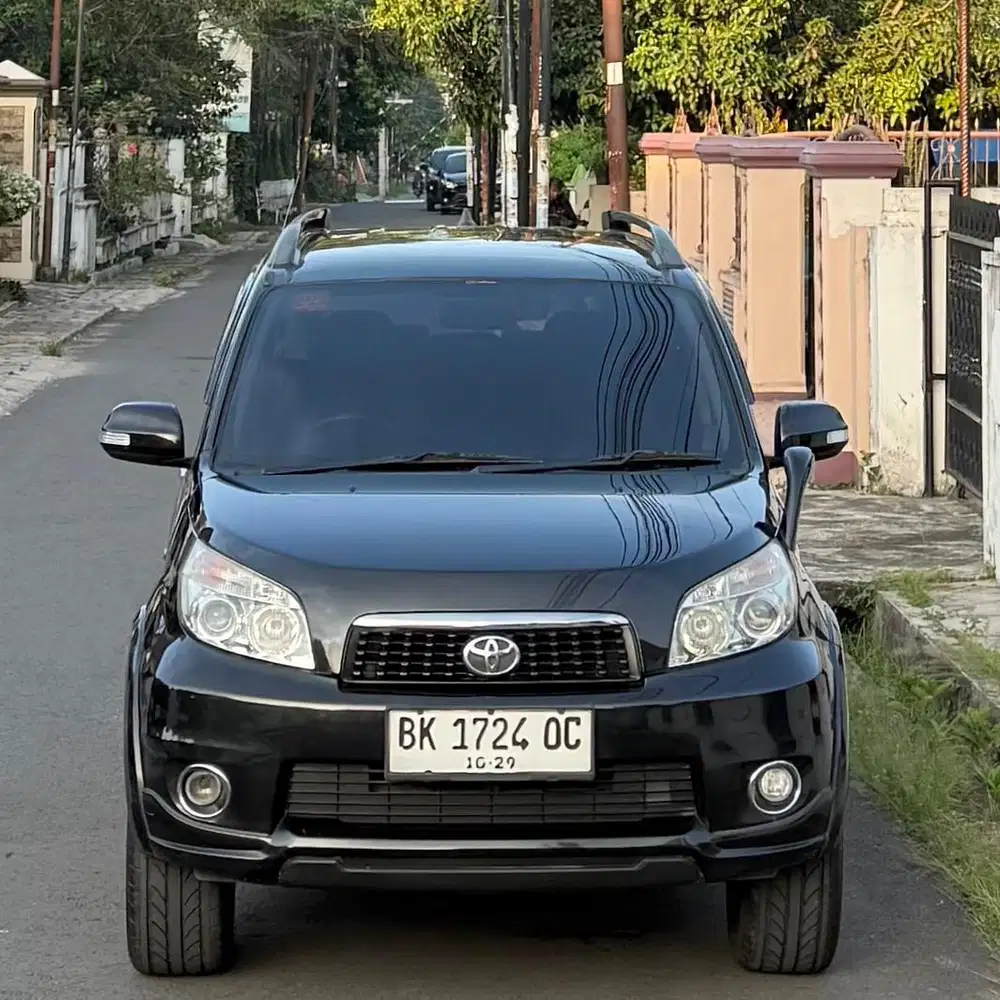 Toyota Rush G 1.5 Manual 2014