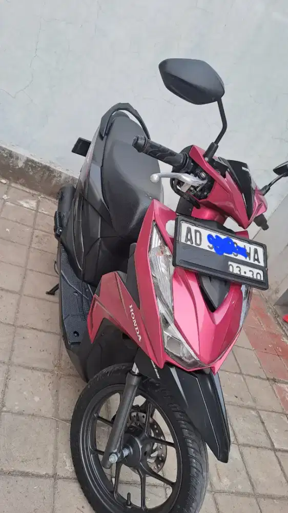 Honda Beat Tangan 1