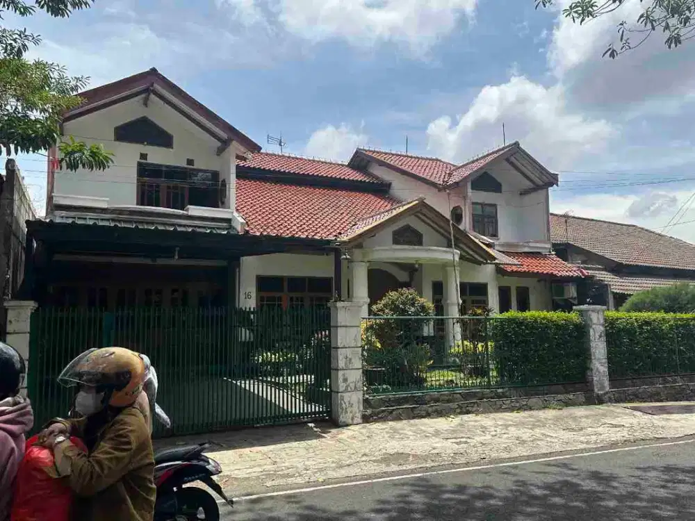 Dijual Rumah Jalan Utama Area Turangga Buahbatu Good Investment Siap Huni
