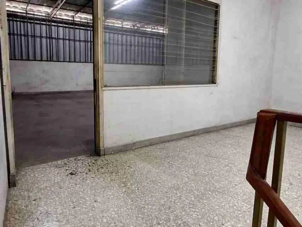 Ruko Premium Mainroad Dulatip Bandung, 3 Lantai Siap Usaha | Jual Rp5 M atau Sewa Rp125 Jt/Tahun