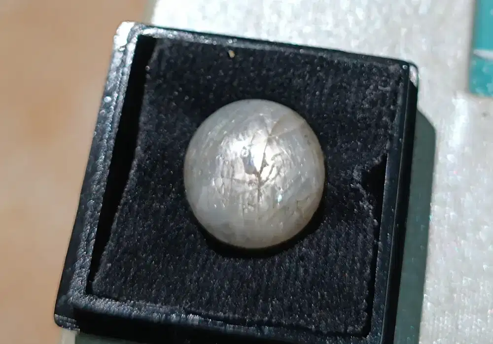 Batu White Sapphire Sapir Safir burma