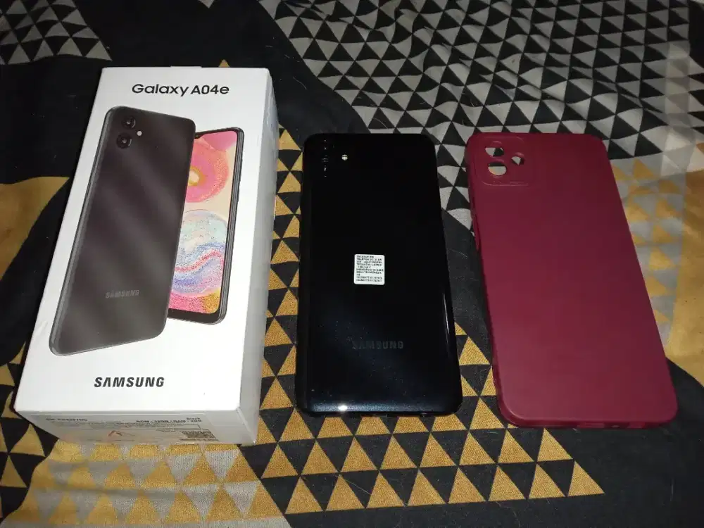 Samsung A04e RAM 3GB/32GB Fullset Like New