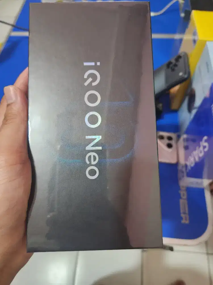 Iqoo Neo 10 12/256 Garansi Resmi NEW