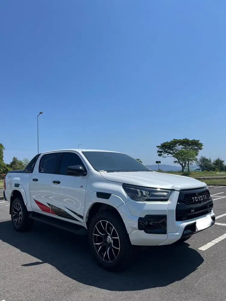 Hilux GR Sport 2.8 tahun 2023