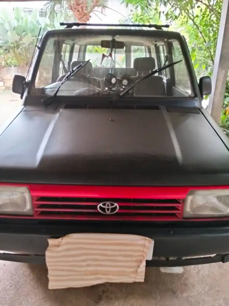 Toyota Kijang Super Long 1993