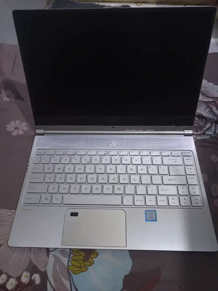 jual butuh laptopseri Prestige dari MSI