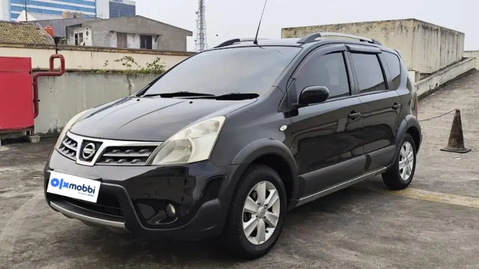 DP RENDAH Nissan Livina 1.5 X-Gear Bensin-MT 2013 JVM