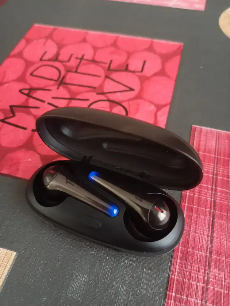 TWS ONEMORE COMFOBUDS PRO