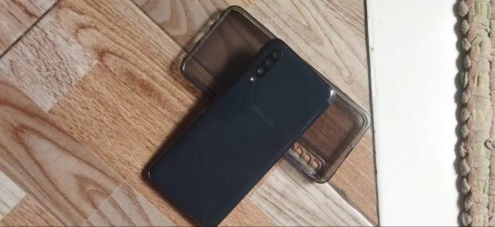 Samsung A50, ram 4/64