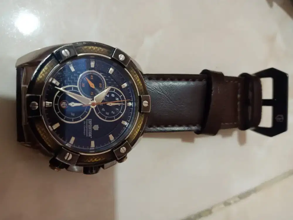 Jam tangan expedition