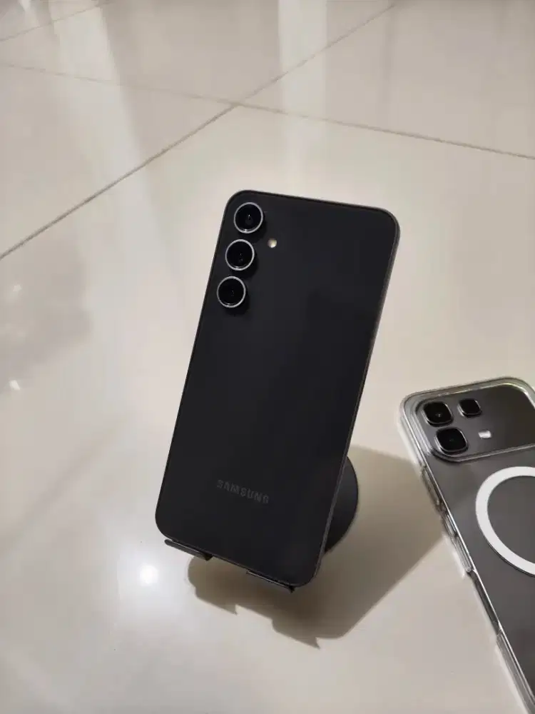 Samsung S23 FE 8/256