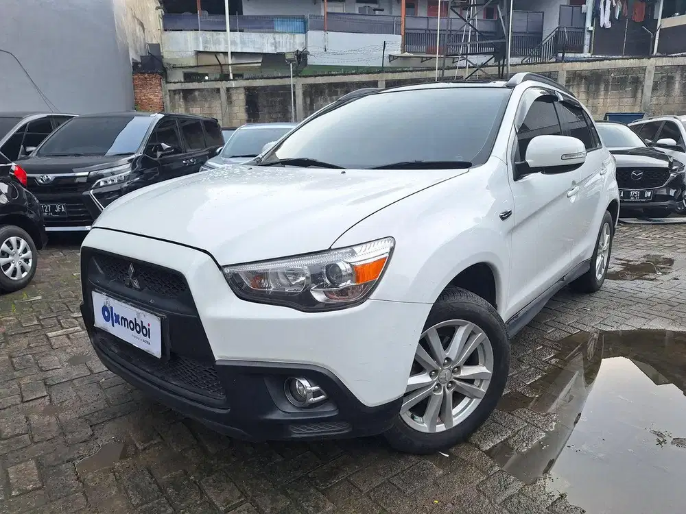 TDP 1 JUTA Mitsubishi Outlander Sport 2.0 GLS AT 2012 Putih CYVND