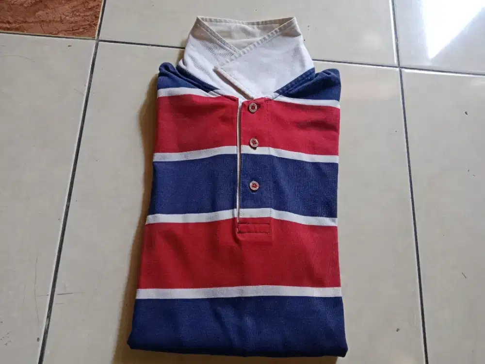 Baju nevada merah