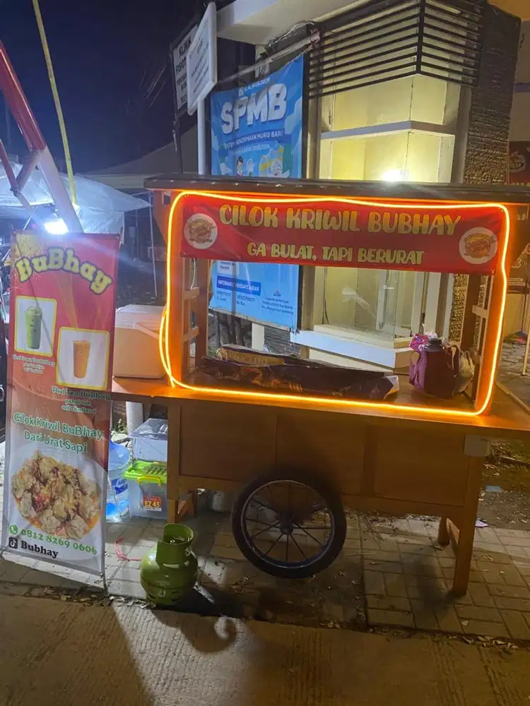 Di jual gerobak kayu