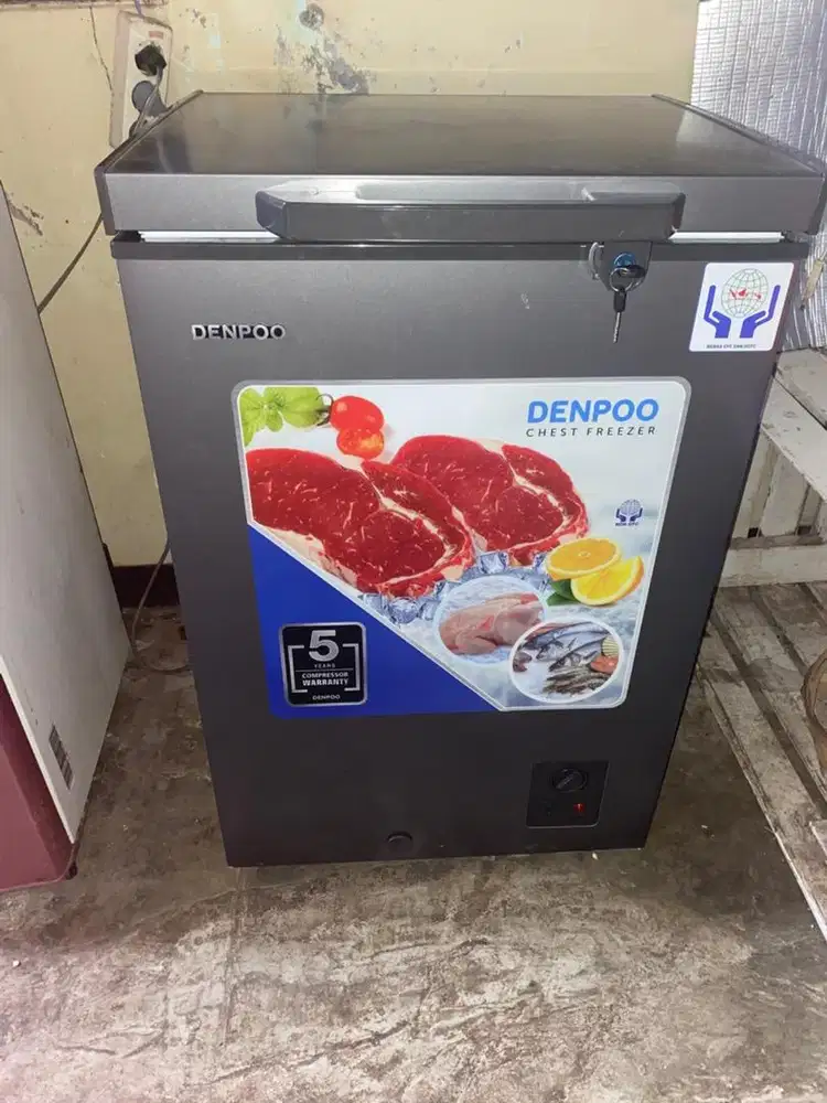 Dijual frezer merk denpo