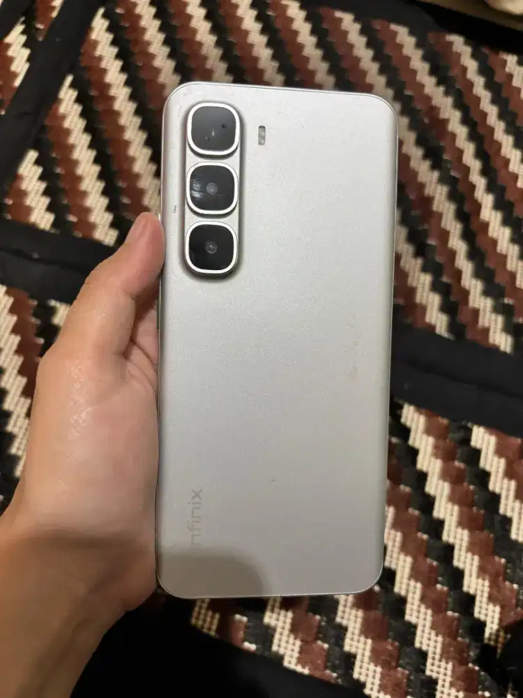Infinix hot60pro+