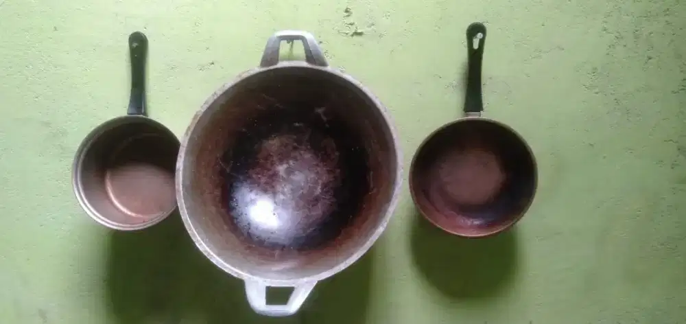 Di jual 3 buah wa dan hp yg cepat dan butuh aja
