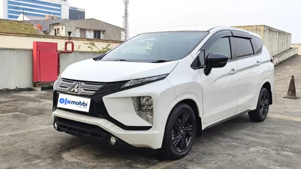 DP RENDAH Mitsubishi Xpander 1.5 Sport Rockford Fosgate 2021 CZV