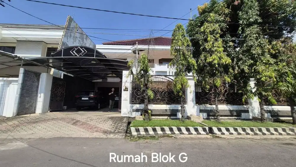 DIJUAL RUMAH KERTAJAYA INDAH TIMUR ADA KOLAM RENANG DAN TAMAN LUAS