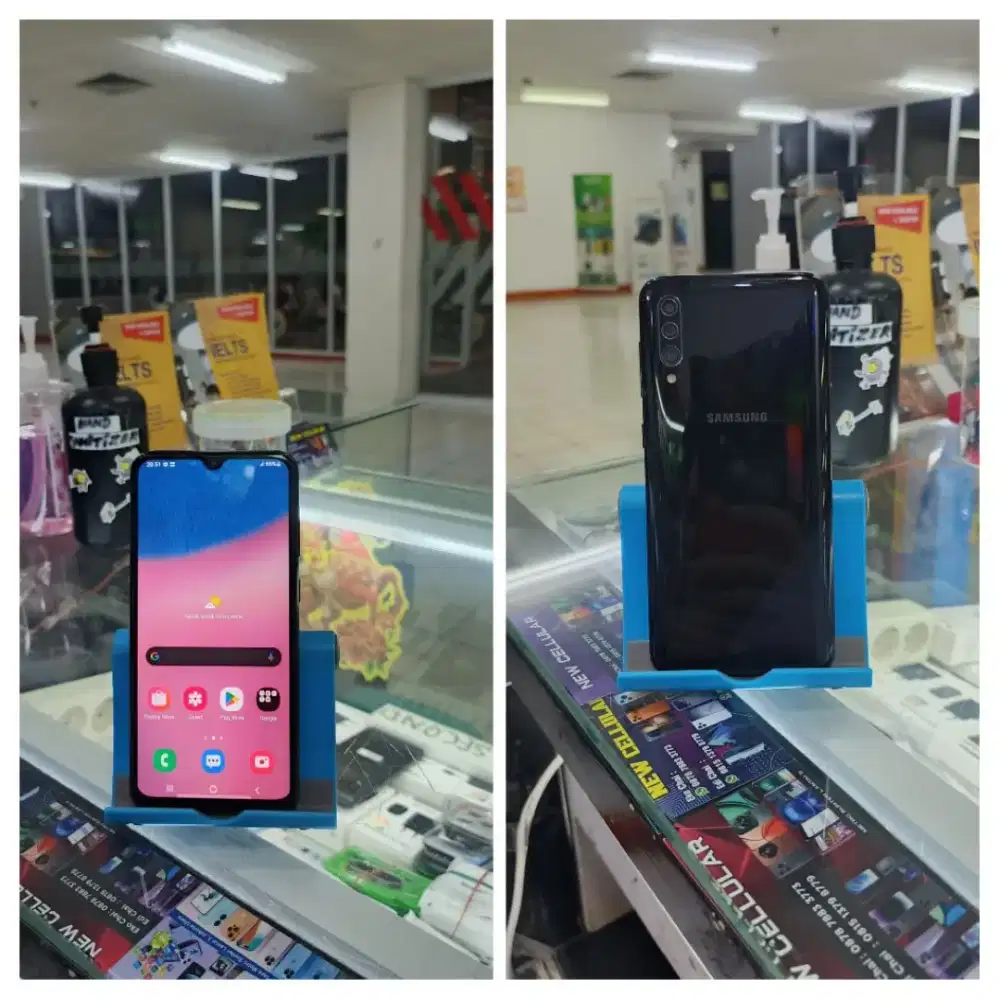 di jual second samsung A30s RAM 4GB/ROM 64GB