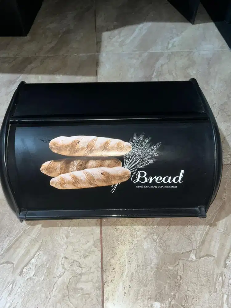 TEMPAT ROTI ATAU KUE