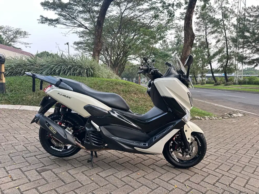Yamaha NMAX ABS 2017 Pajak Hidup - Siap Pakai / Siap Touring