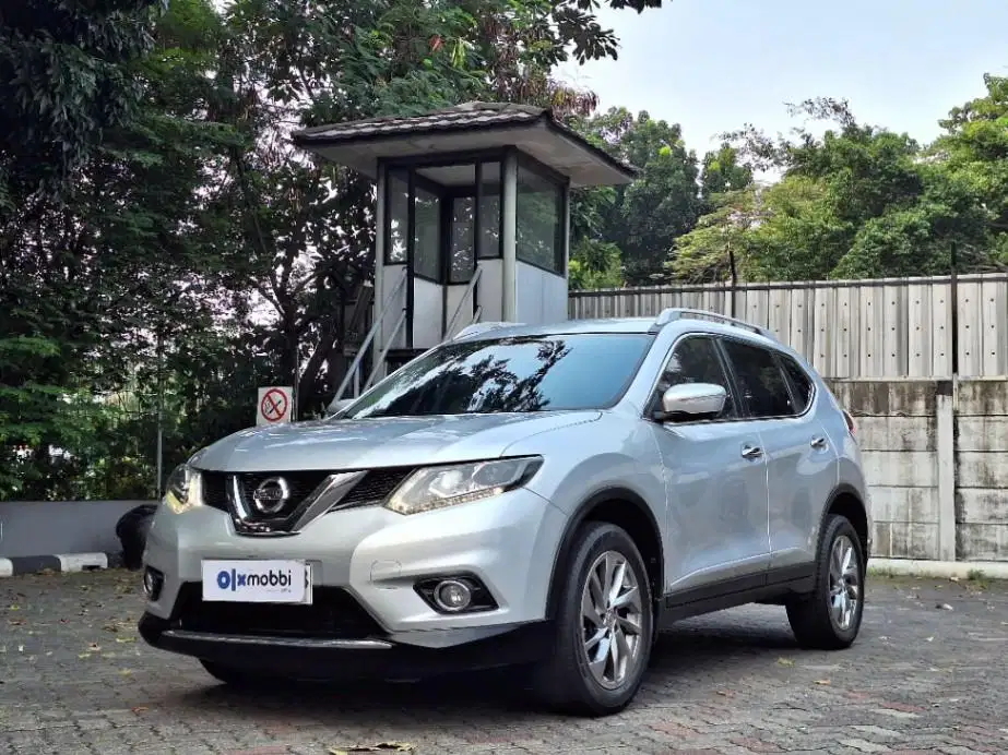 KM LOW PAJAK HIDUP NISSAN XTRAIL 2.5 BENSIN-AT