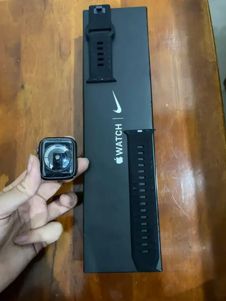 Apple watch series 5 NIKE 44MM