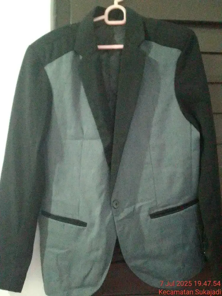 Jas pria elegan