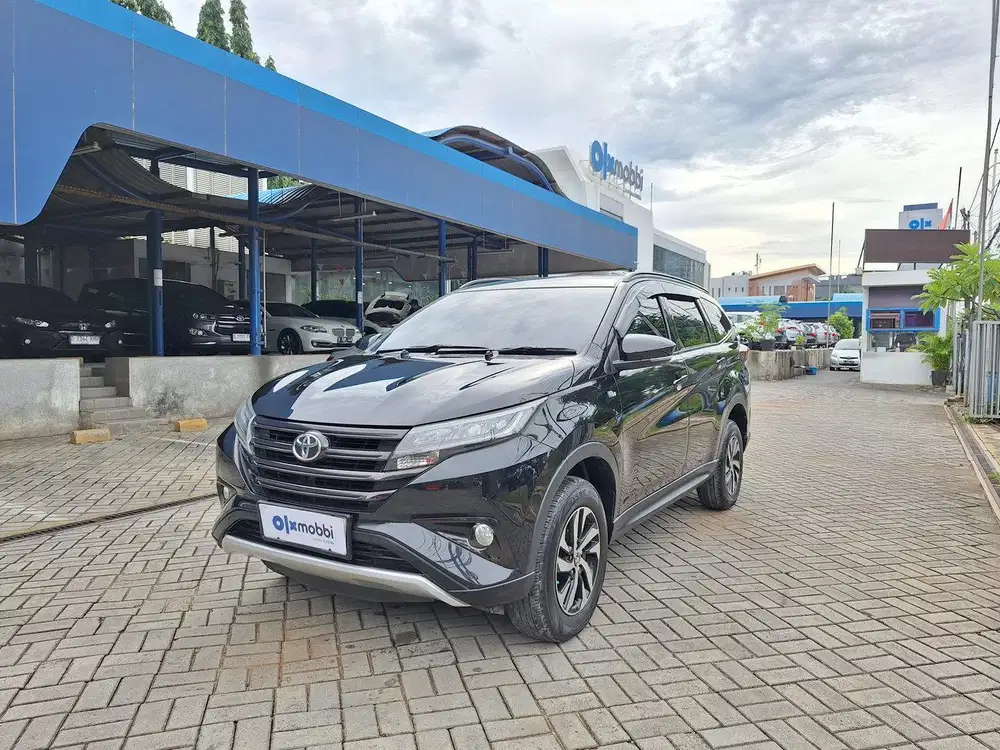 TDP 1 JUTA Toyota Rush 1.5 TRD Sportivo Bensin-AT 2018 Hitam CTYAB