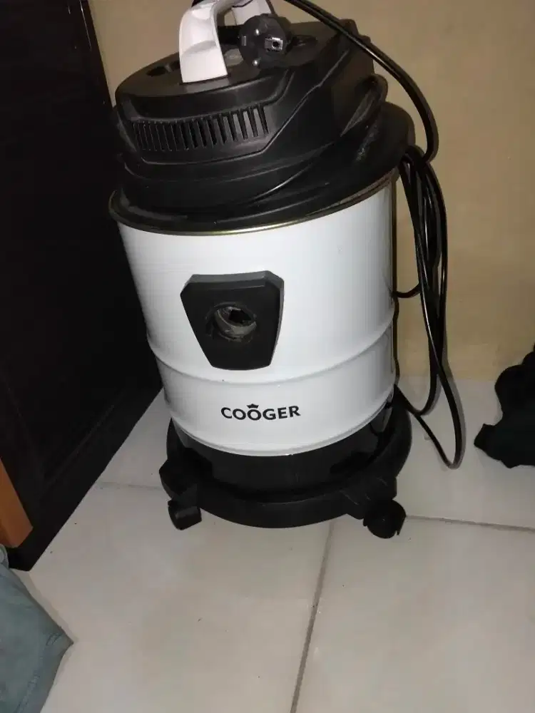 Vacum cleaner merk COOGER