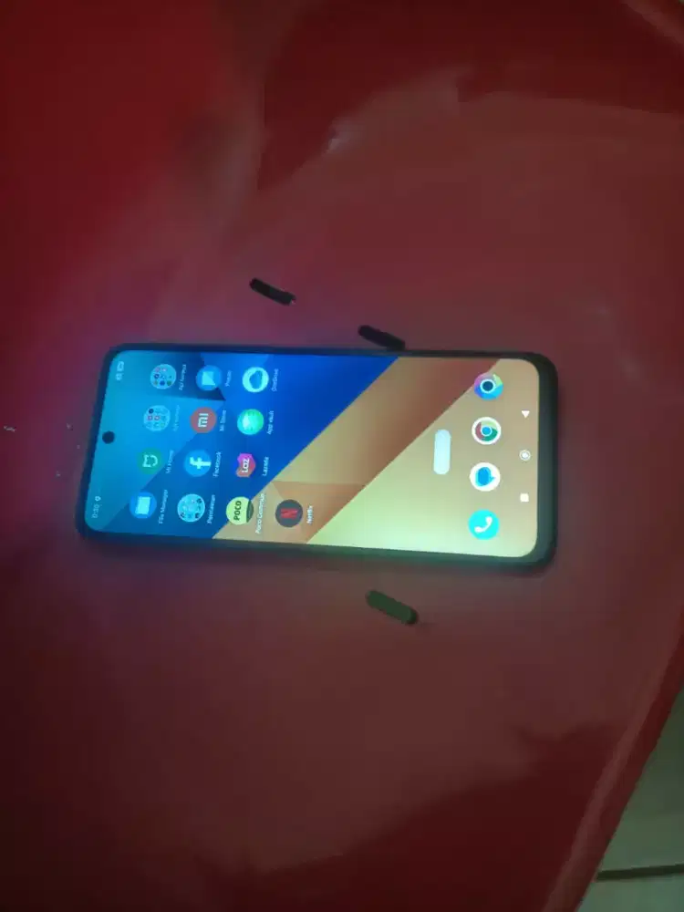 Poco M6 ram 8+4/256 mlus normal semua nya msh original smua hp cas aja