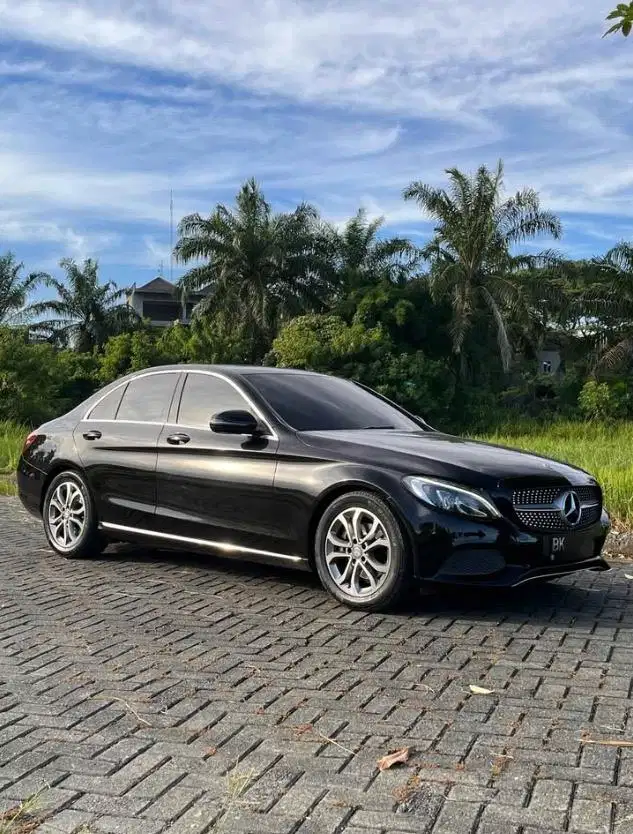 Mercedes Benz C200 2.0 W205 2015