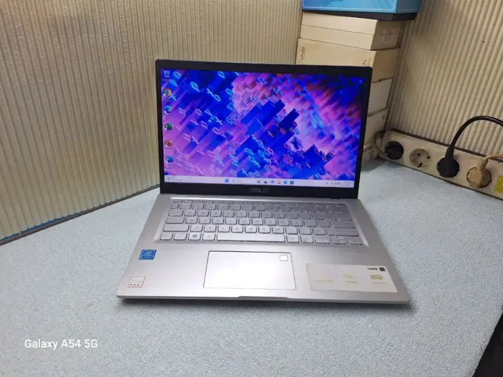 Laptop Asus VivoBook X415MA Intel Celeron N4020 • SSD Nvme 256GB • 4GB