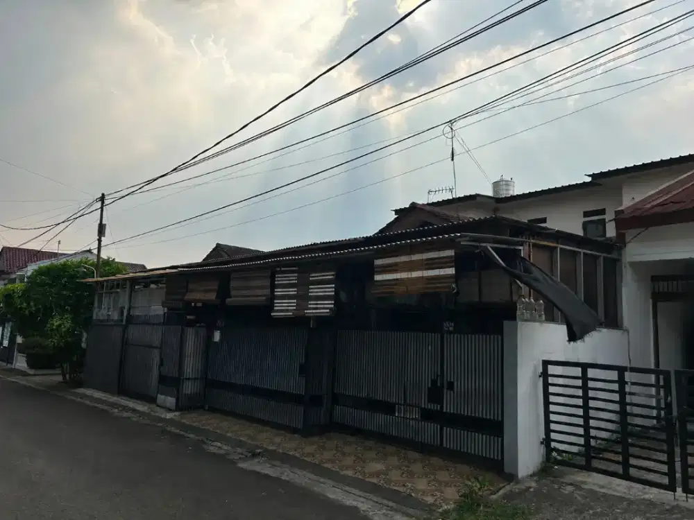 RUMAH PAMULANG PERMAI 1
(BELAKANG LIVING PLAZA PAMULANG)