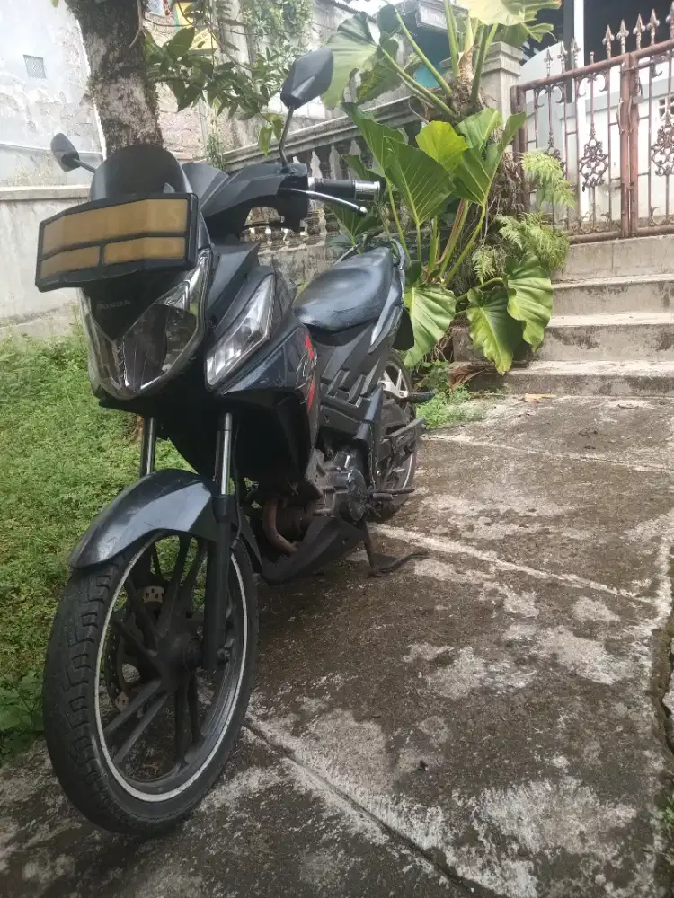 Jual BU Honda CS1 2008 3,6jt Hitam Oriainil Terawat