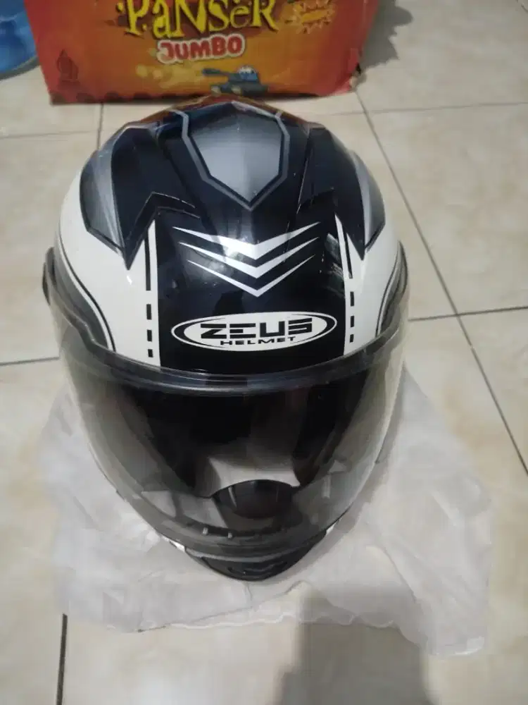 Helm Zeus Uk L busa tebal