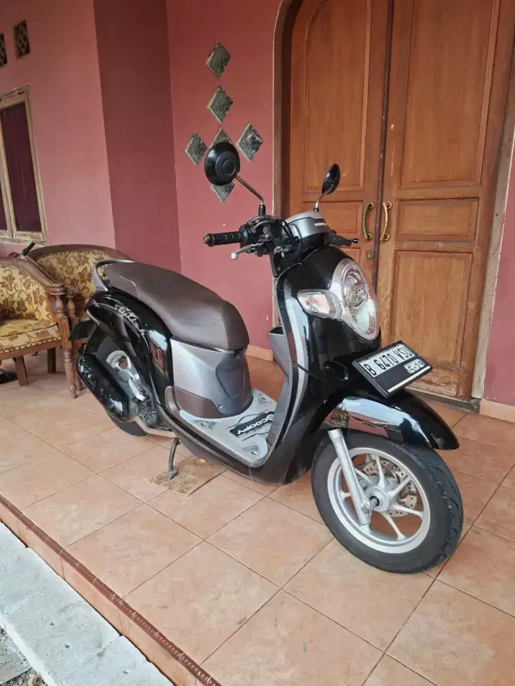 Scoopy ESP 2019 Original Diler